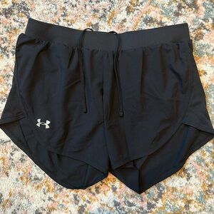 UNDER ARMOUR Black Running Shorts - Size Small
